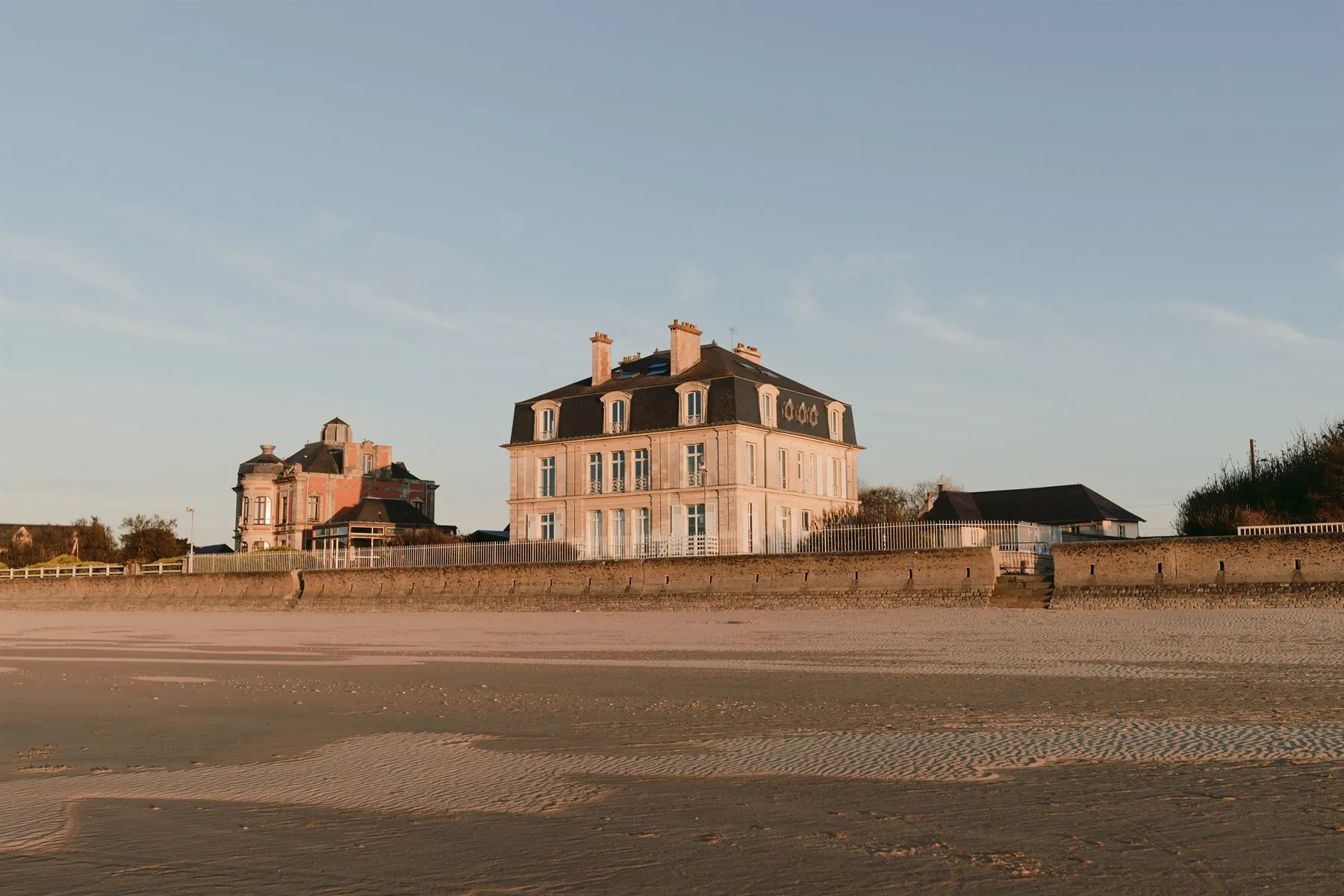 The villa facing Asnelles beach at sunset, on Gold Beach